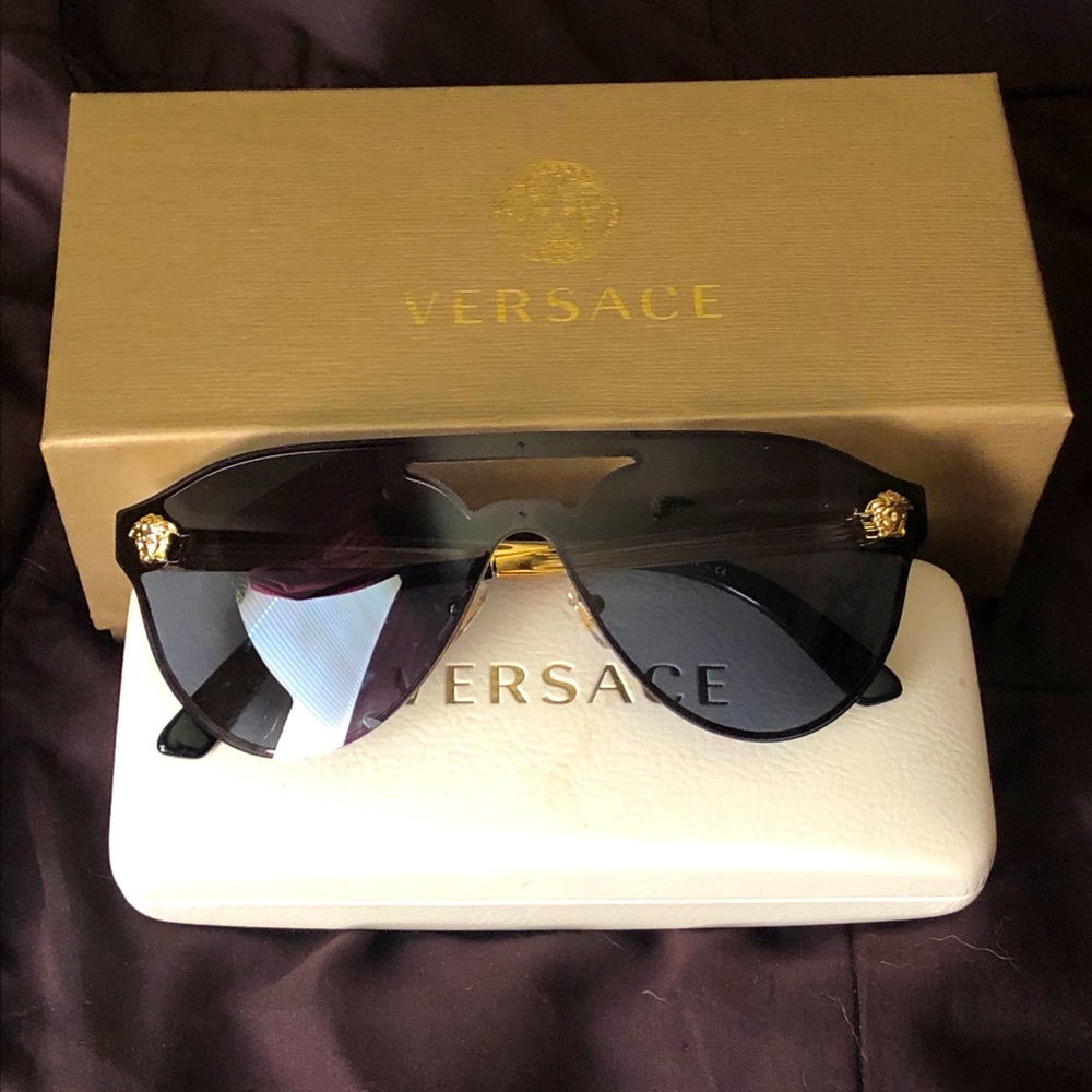 Versace rimless sunglasses pilot black & gold